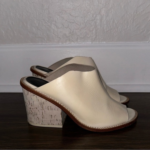 tibi Blane Leather Neutral Chunky Block Heel Open Toe Boho Mules Sz 36.5 (US 6) - Picture 2 of 12